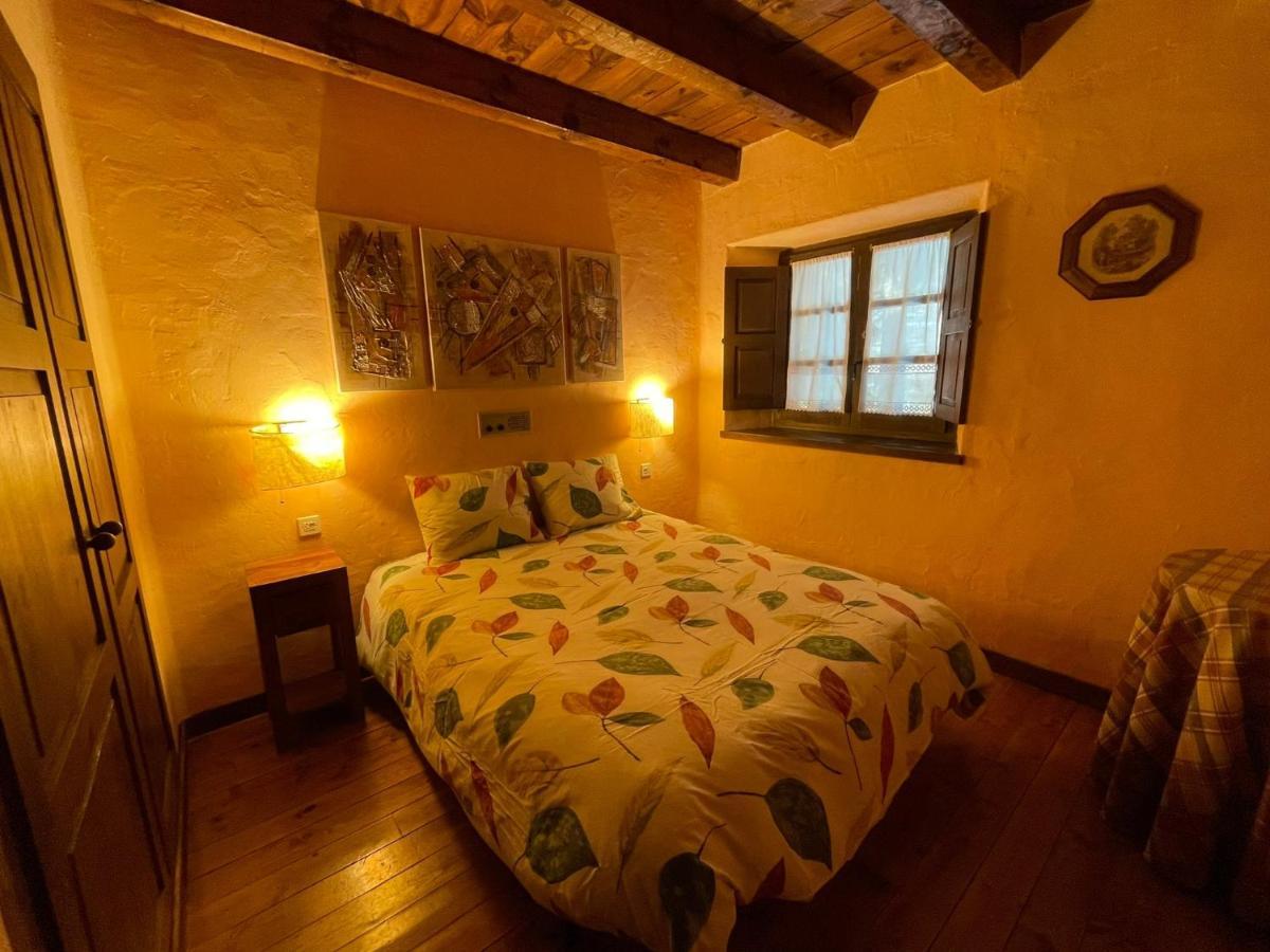 Appartamento Urbanizacion Linsoles - Benasque Sahun Esterno foto