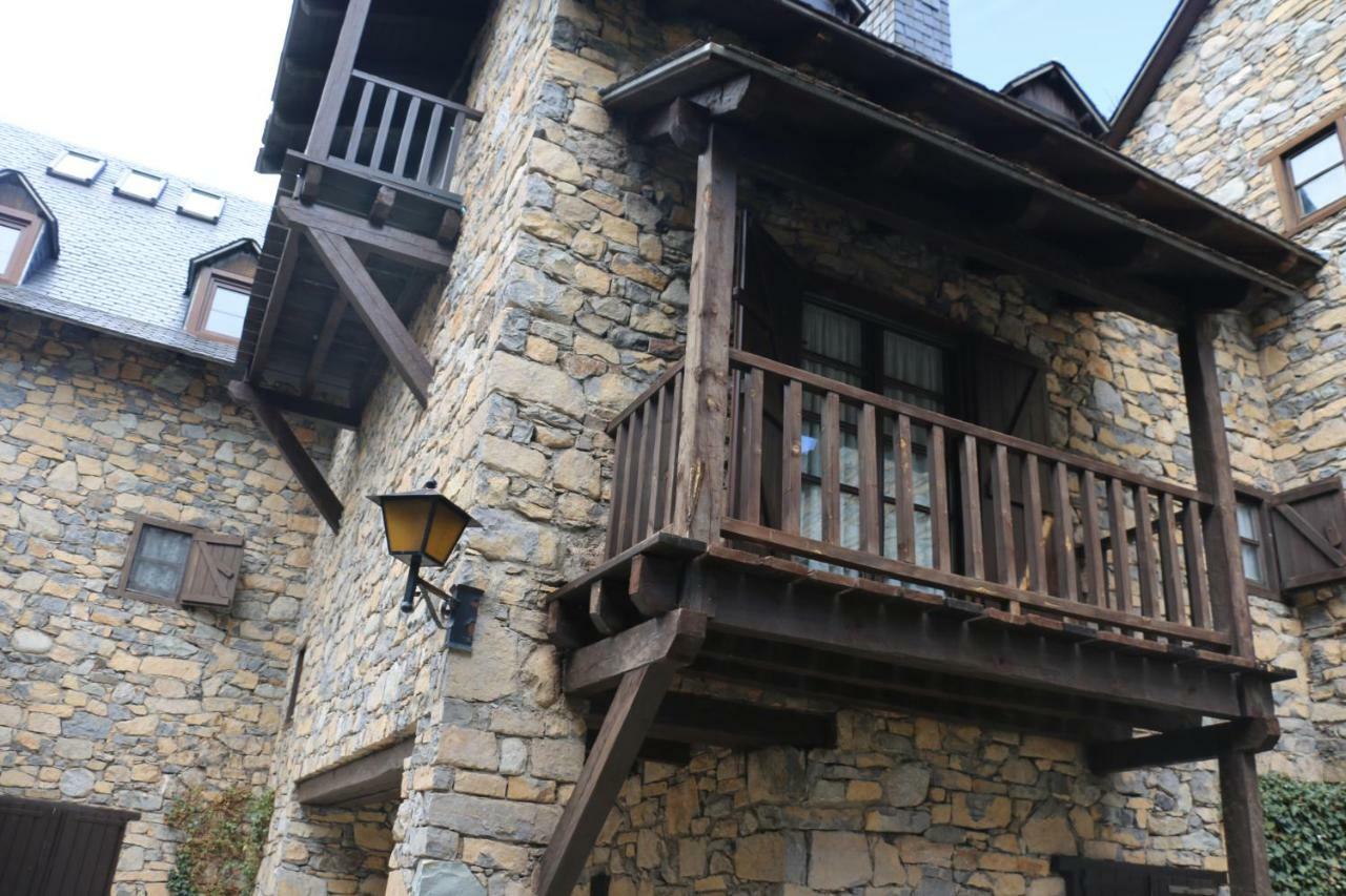 Appartamento Urbanizacion Linsoles - Benasque Sahun Esterno foto